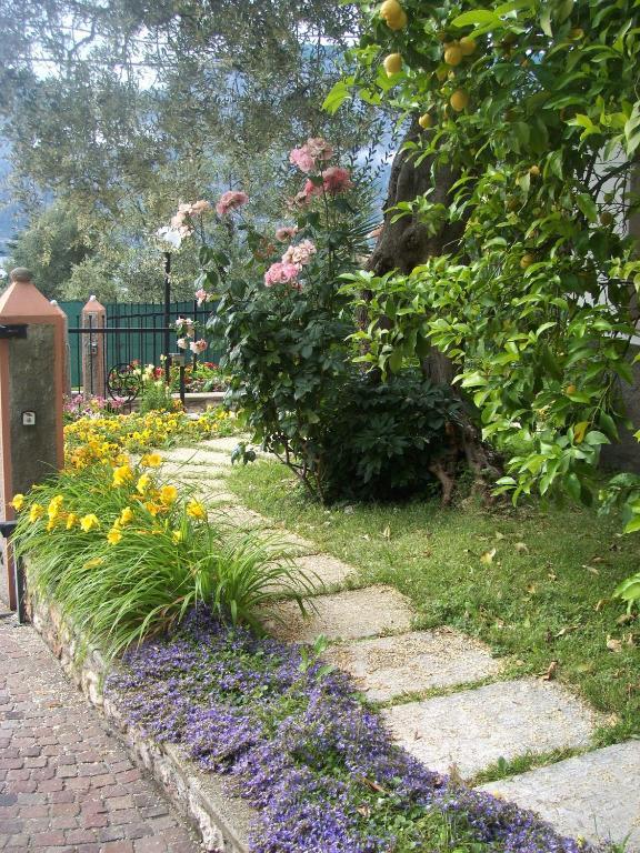 Garni Casa Rabagno Hotel Malcesine Exterior photo