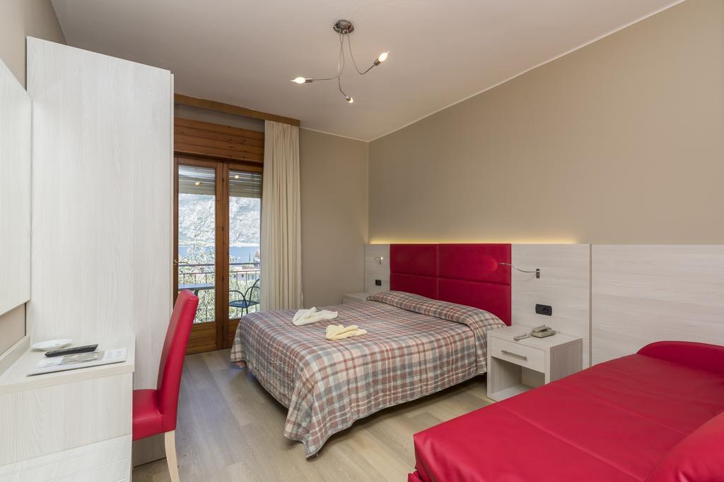 Garni Casa Rabagno Hotel Malcesine Exterior photo